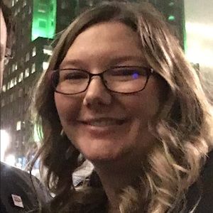 Meet your Posher, Christine